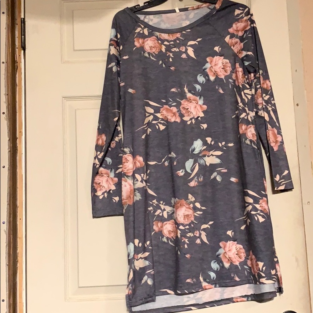 Floral long sleeve dress